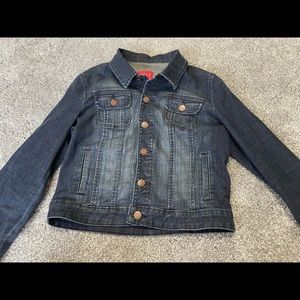 ELLE Jean Jacket Size: Medium